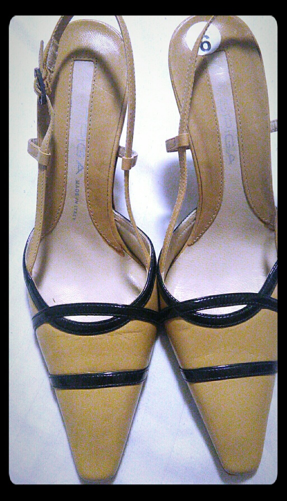Via Spiga sling back kitten heels